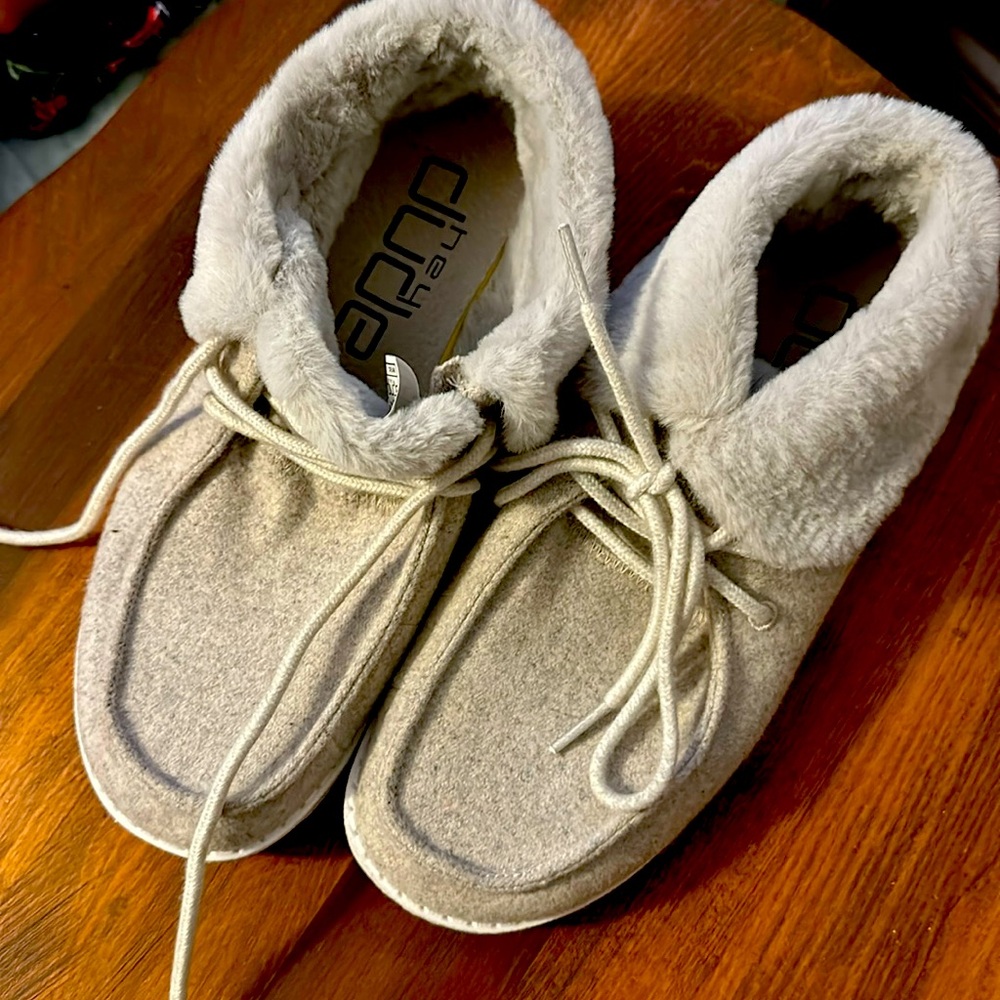Hey dude shoes